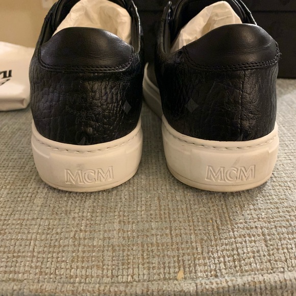 Authentic Black MCM sneakers - Picture 3 of 6